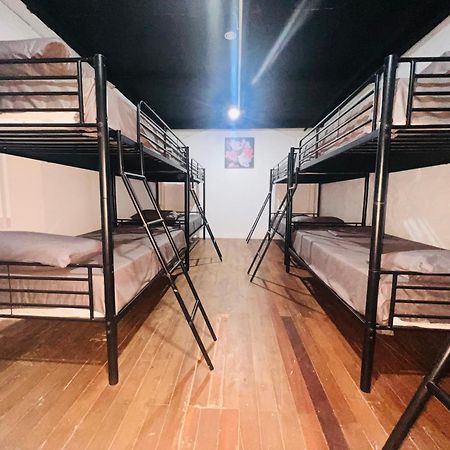 Patong Adventure Hostel ภายนอก รูปภาพ
